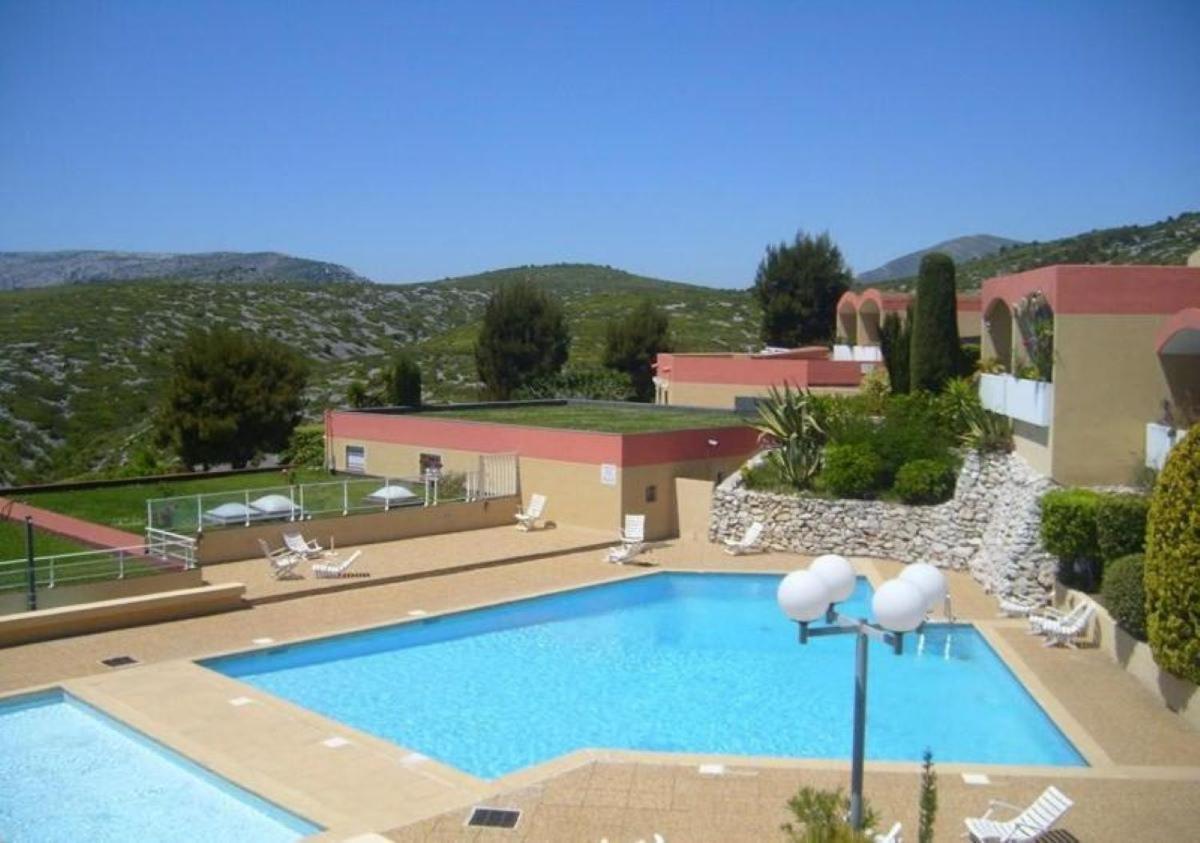Appartement Confortable, Petite Vue Mer Et Piscine Cassis Eksteriør billede